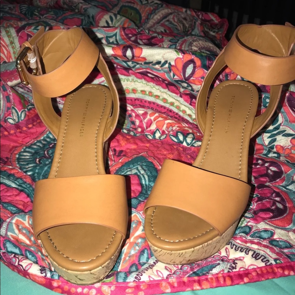 Wedge sandals